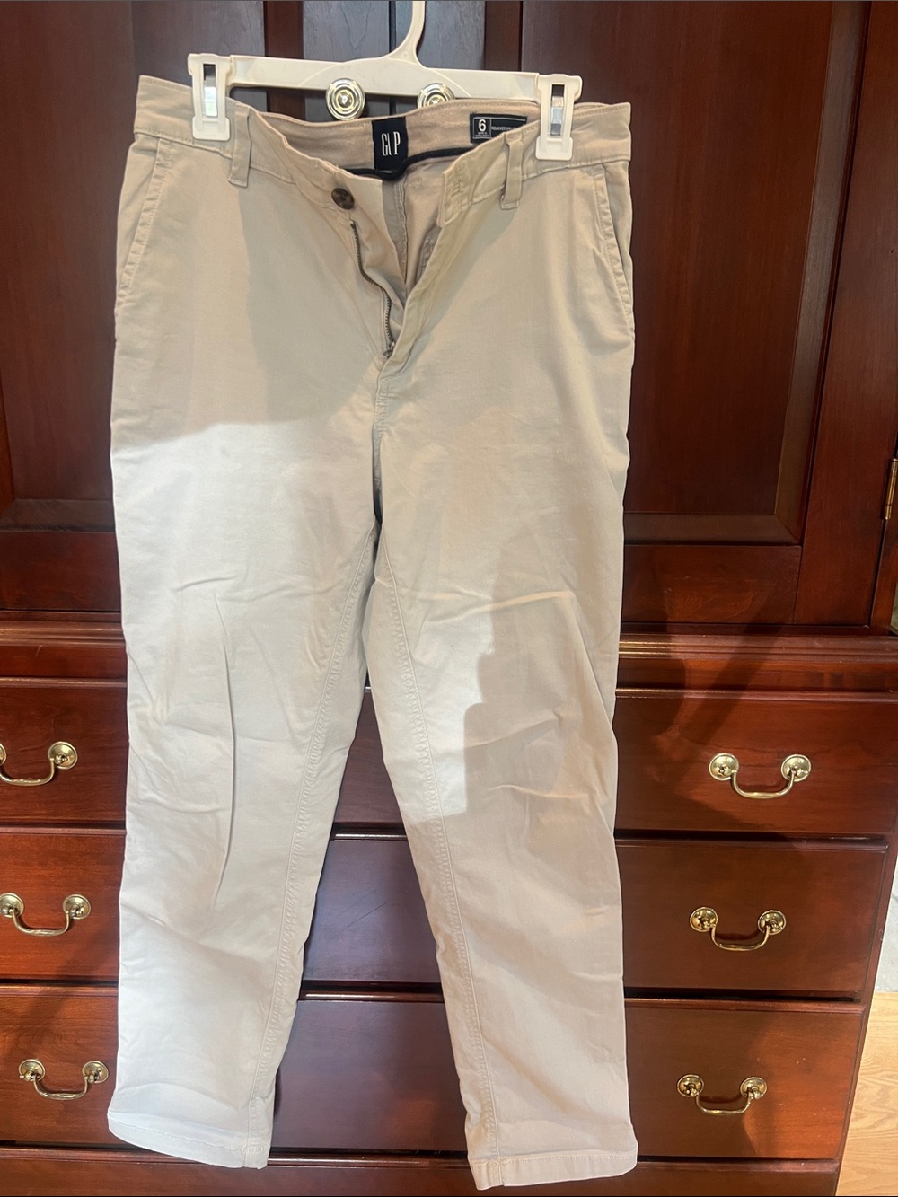 GAP Women’s Light Beige Chino Pants - Straight Fit